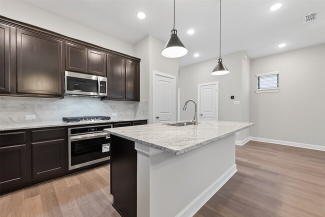 Building Photo - 3311 Full Bellied Ln