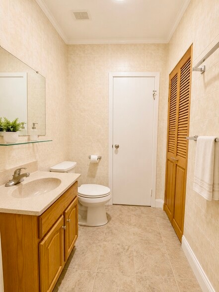 Bathroom - 150 Rumford Ave