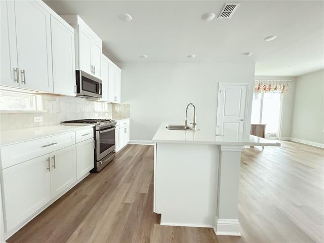 Building Photo - 11451 Chepstow Crescent Ct
