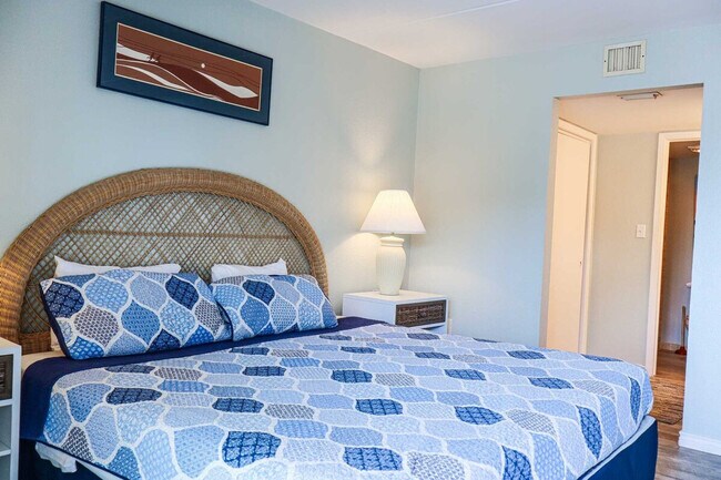 Building Photo - 2401 Gulf Blvd