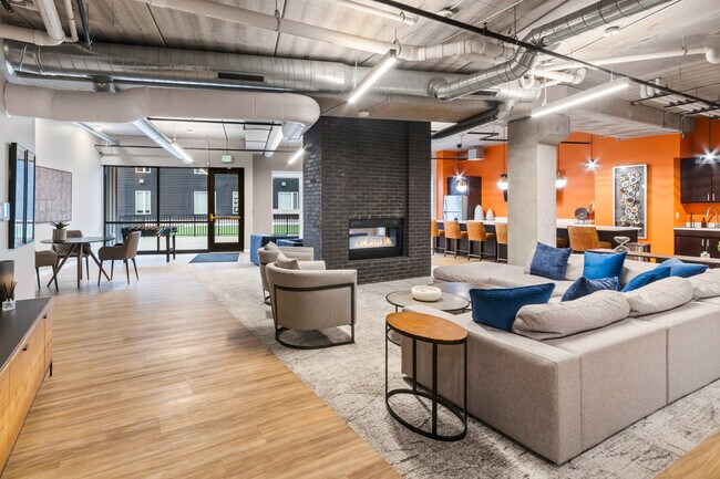 Building Photo - 8041 W Bluemound Rd