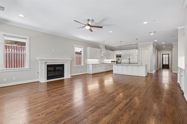 Building Photo - 6030 Vickery Blvd