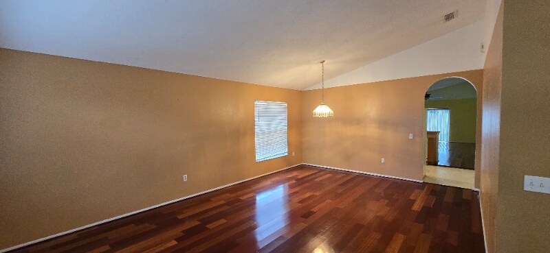 Building Photo - 990 Kenbar St