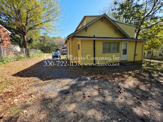 Building Photo - 2018 Harrison Ave