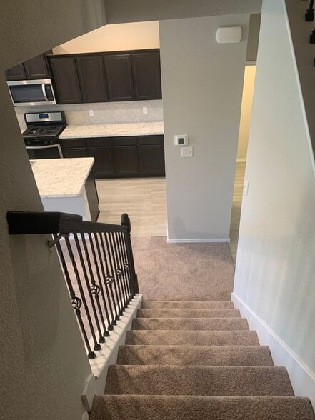 Building Photo - 1874 Indigo Ln