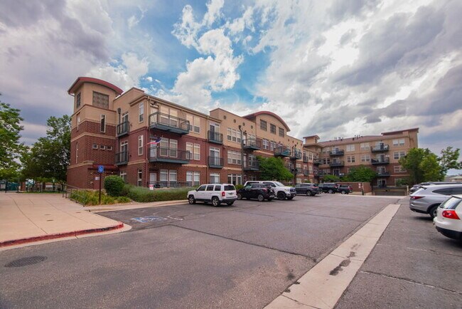 Building Photo - 10176 Park Meadows Dr