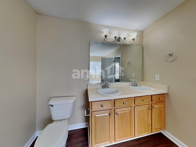 Building Photo - 238 Larktree Ln