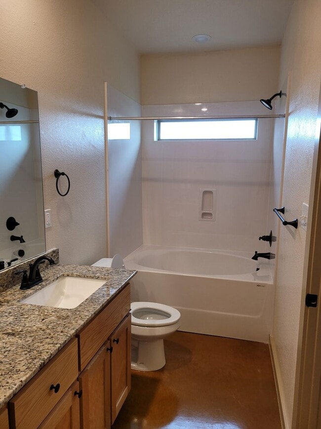 Building Photo - TWO WEEKS FREE RENT  1909-B Caspian Trail - Move in Ready!
