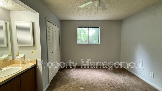 Building Photo - 5216 Westchase Ct