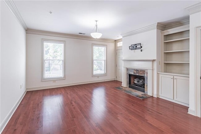Building Photo - 1192 Lavista Cir NE
