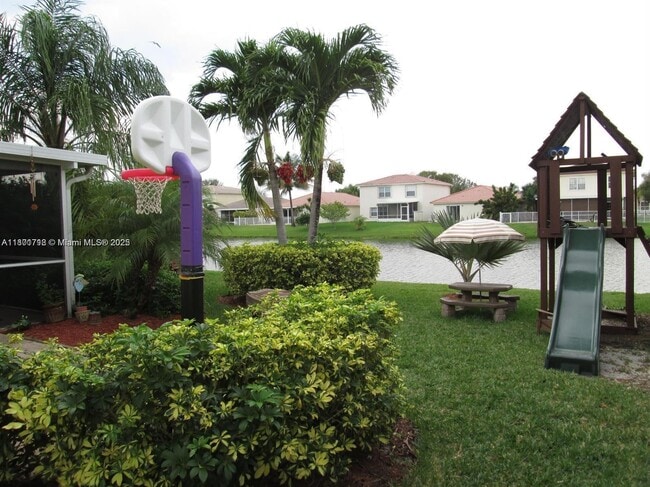Building Photo - 6597 Country Winds Cove