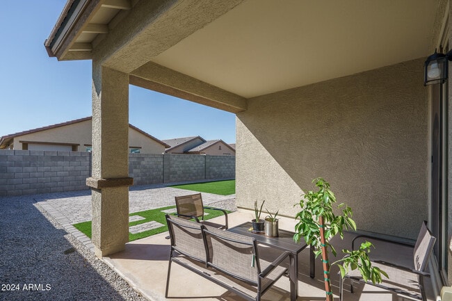 Building Photo - 17945 W Monte Lindo Ln