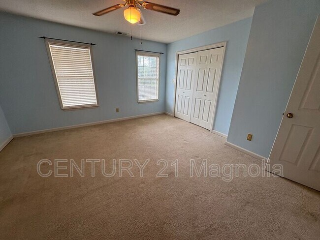 Building Photo - 2121 Turtle Ct