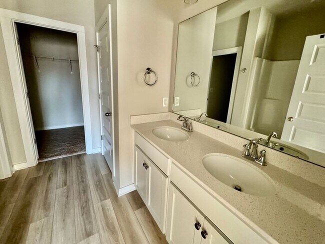 Building Photo - Coming soon