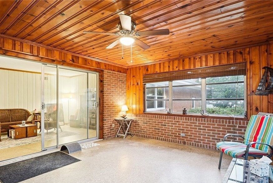 Building Photo - 3120 Fennel St