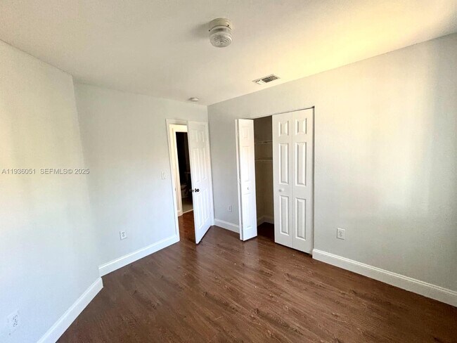 Building Photo - 16276 SW 75th St