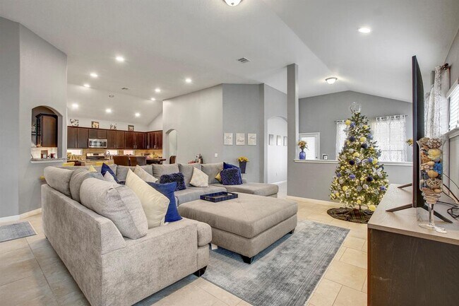 Building Photo - 16508 Pallazo Dr