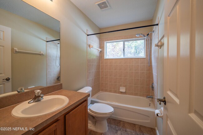 Building Photo - 3466 Laurel Leaf Dr