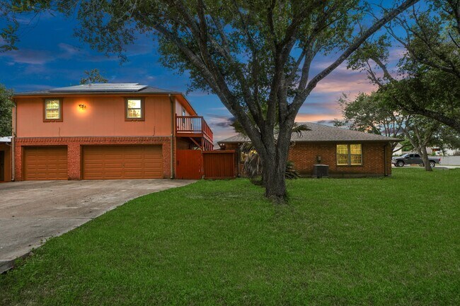 Building Photo - 118 Estate Dr