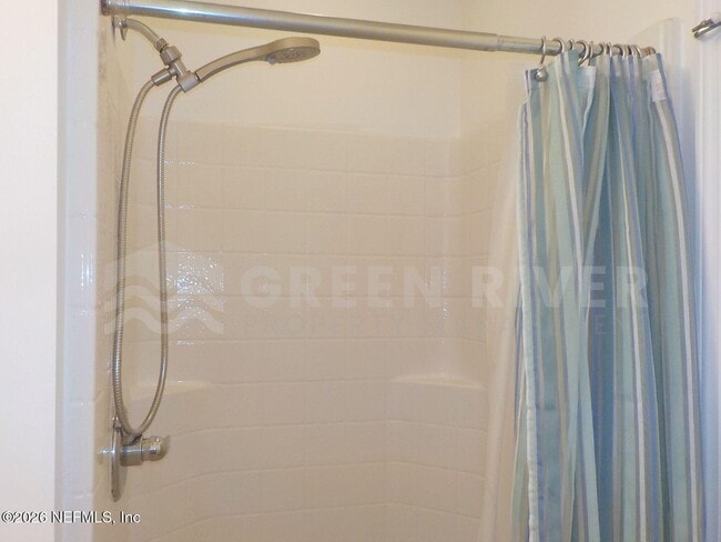 Building Photo - 1761 Oak Grove Dr S