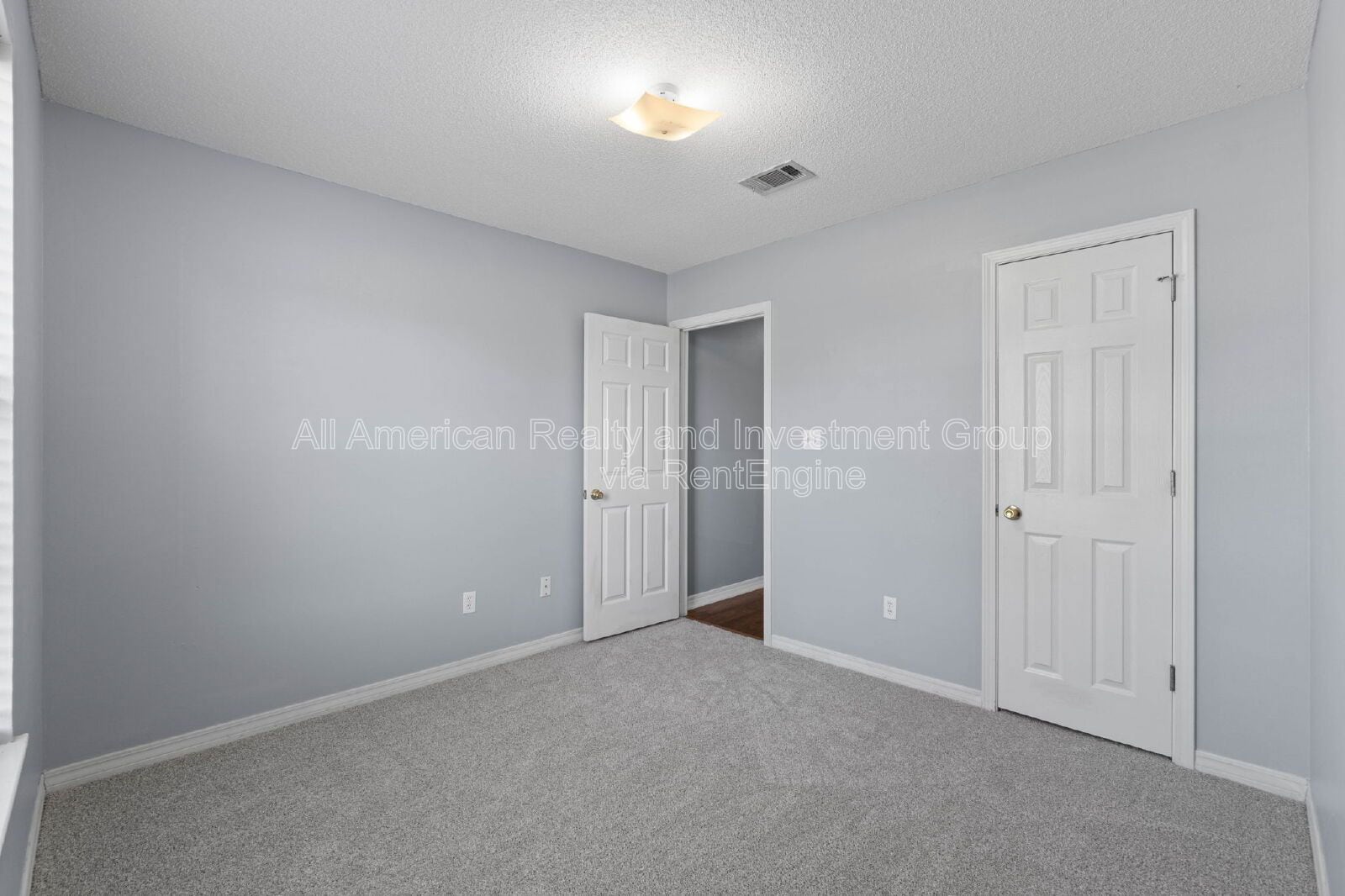 Building Photo - 2254 Calle De Cantabria