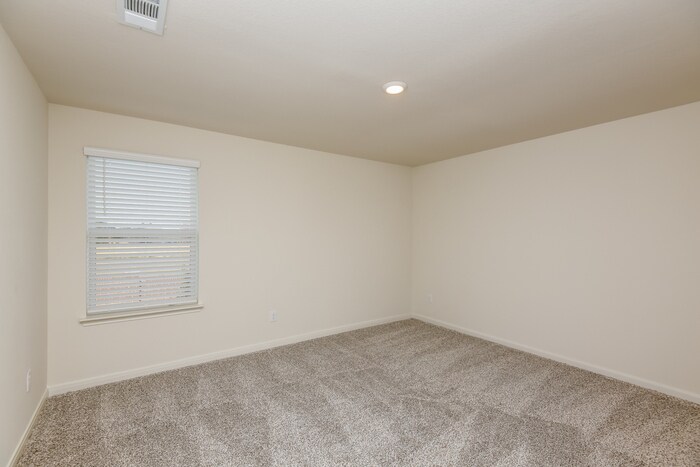 Building Photo - 10900 Gray Mare Dr
