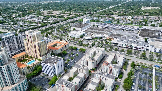 Building Photo - 7350 SW 89th St