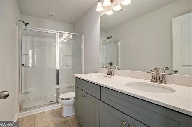 Building Photo - 3170 Washburn St SE