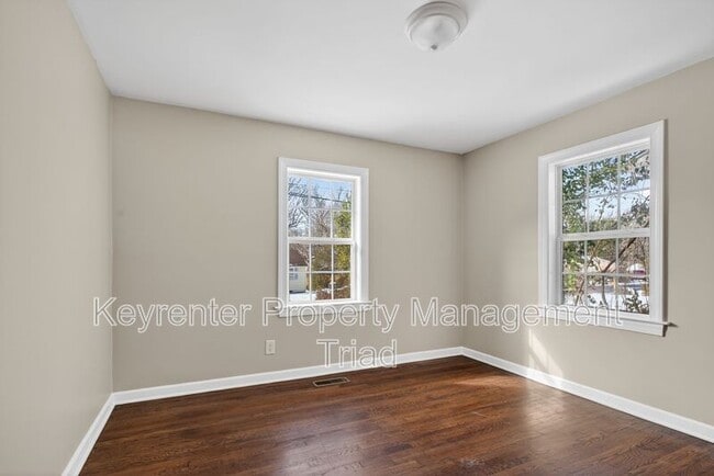 Building Photo - 1106 Sykes Ave