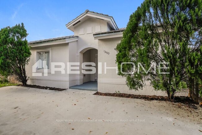 Building Photo - 13423 SW 256th St