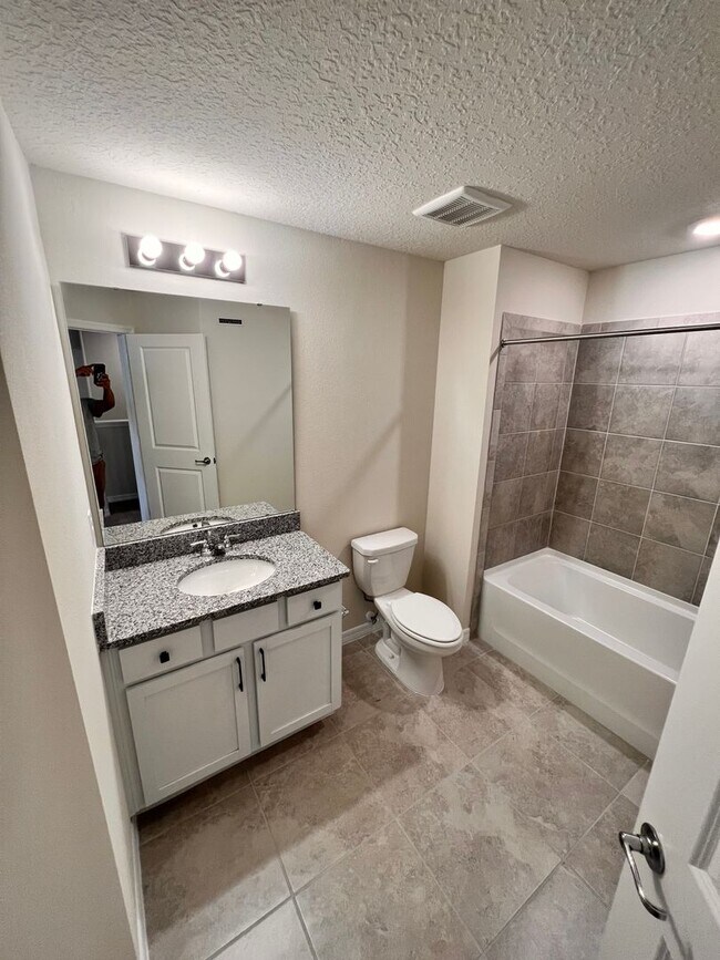 Building Photo - Move In ASAP!! - Brand New 3 bedroom 2.5 bath Townhouse for rent in Kissimmee, FL.