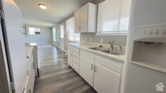 Building Photo - 1625 Paradise Ln