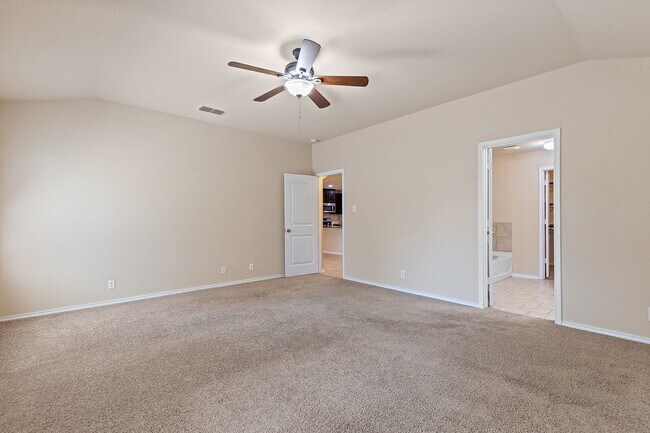 Building Photo - "Spacious 4-Bedroom Retreat in Schertz wit...