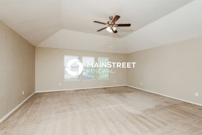 Building Photo - 4 Bedroom Pet-Friendly Home in Mesquite, TX with Main Street Renewal