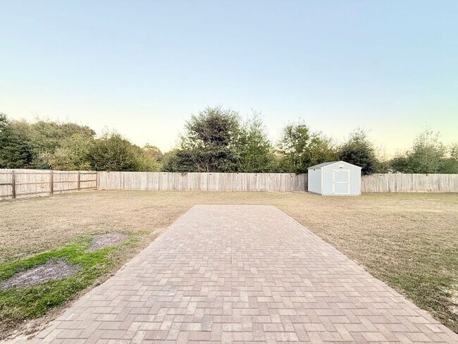 Building Photo - 5659 Tiger Woods Dr