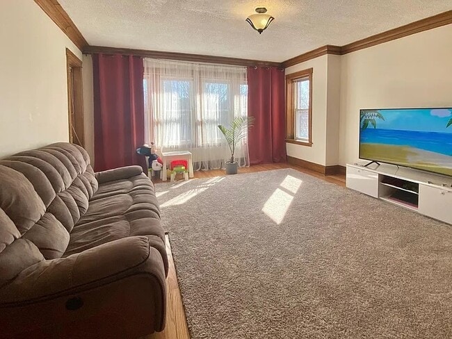 Building Photo - 5354 W Byron St