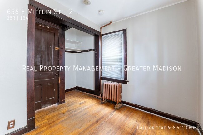 Building Photo - 656 E Mifflin St
