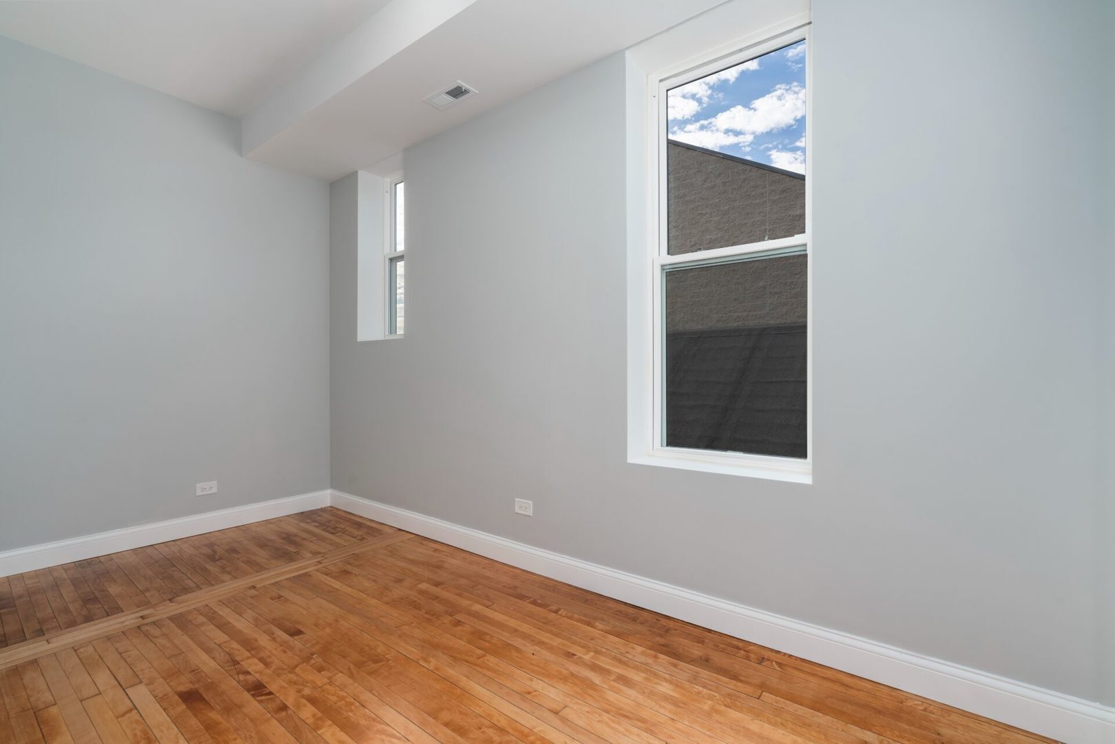 Building Photo - 1645 S Miller St