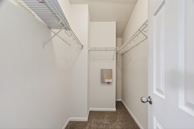 Building Photo - 16119 Gavin Ln