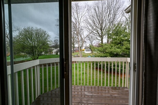 Balcony (View 1) - 1460 Buckingham Gate Blvd