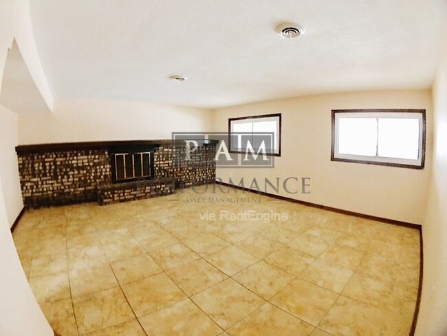 Building Photo - 10903 N San Marino Dr