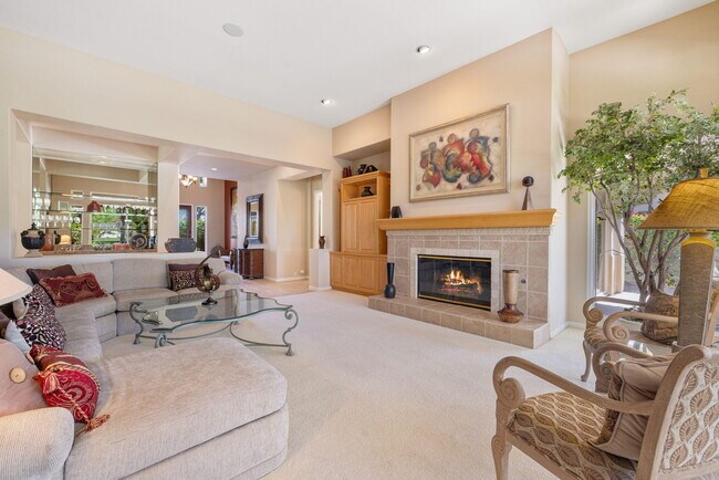 Building Photo - 48145 Paso Tiempo Ln