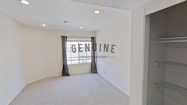 Building Photo - Coming Soon: Charming 2 Bed 2 Bath Condo i...