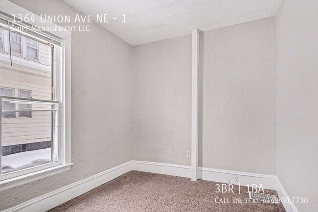 Building Photo - 1364 Union Ave NE