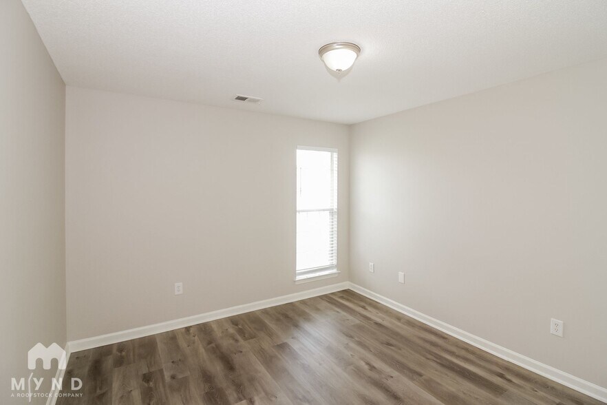 Building Photo - 5887 Tommy Joe Dr