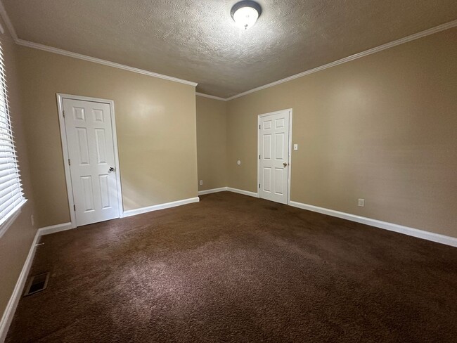 Building Photo - 3 bedroom - 1 bath - Morristown