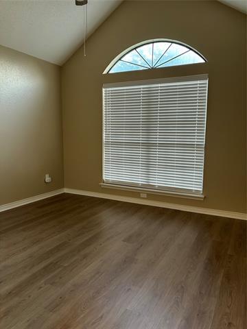 Building Photo - 1208 Red Bird Ln