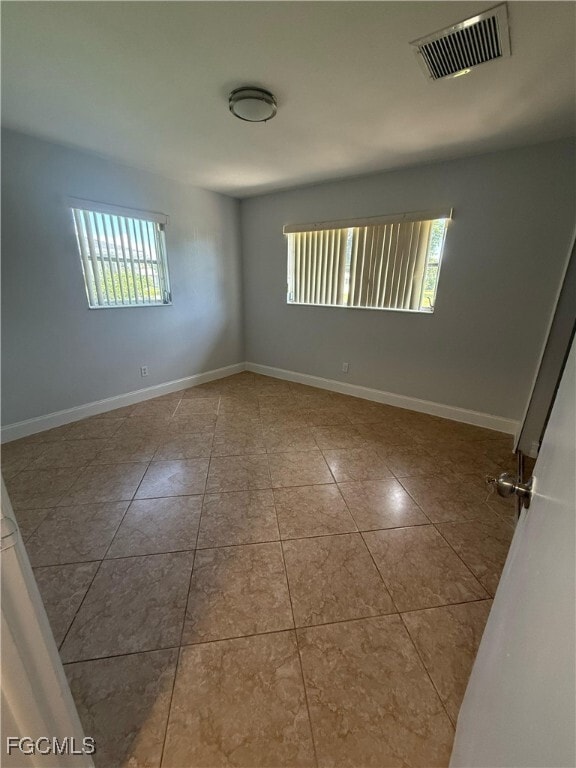 Building Photo - 4524 SE 11th Pl