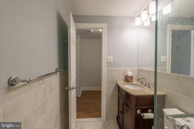 Building Photo - 5776 Yellowrose Ct