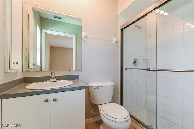 Building Photo - 1322 SE 33rd Terrace